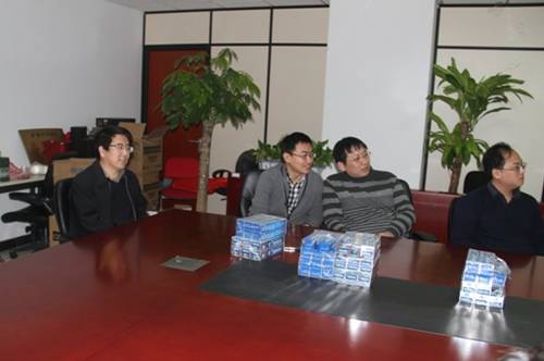 E:\照片\2012\2012.2.28-工会健齿护齿活动\护齿健齿-2.JPG