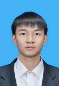 穿着西装的男孩
描述已自动生成